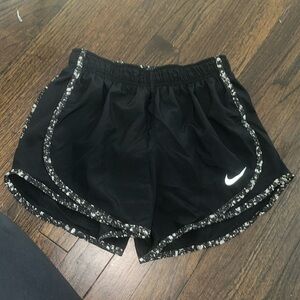 Xs Nike shorts